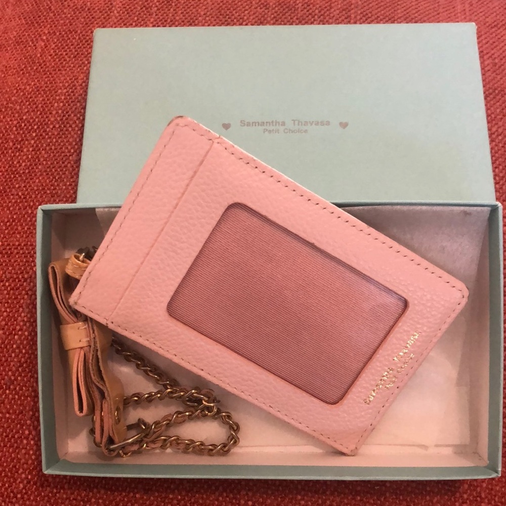 Samantha Thavasa ID holder and card holder